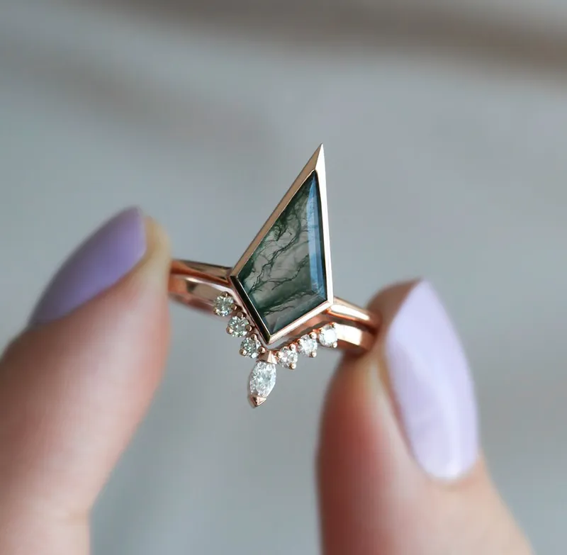 Maria Kite Moss Agate Ring Set vy 2