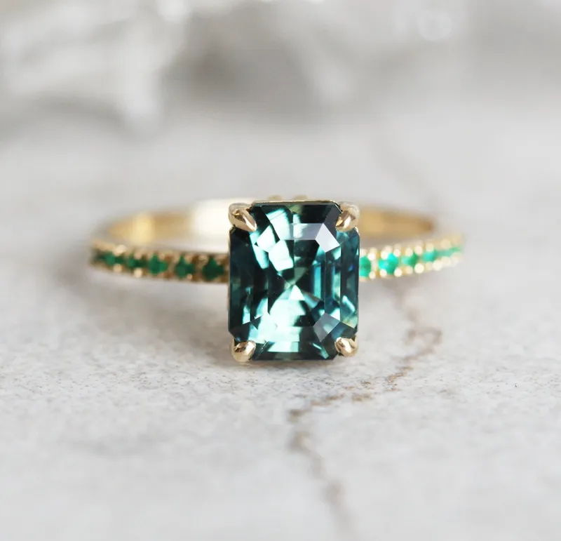 Mariana Sapphire Emerald Ring view 4
