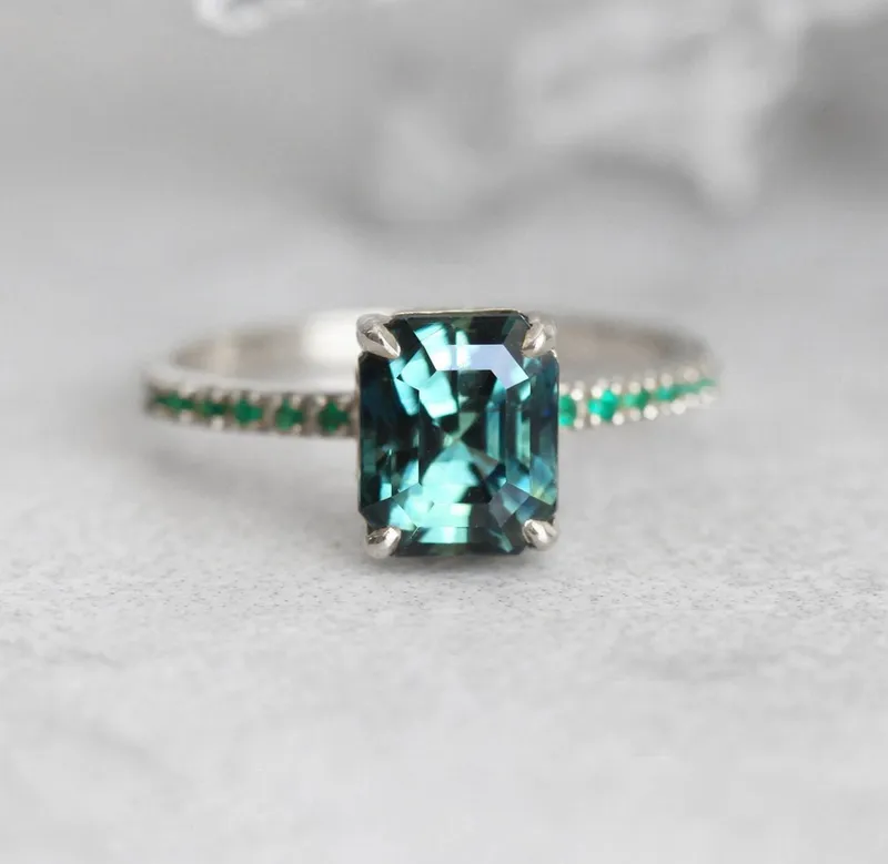 Mariana Sapphire Emerald Ring view 7