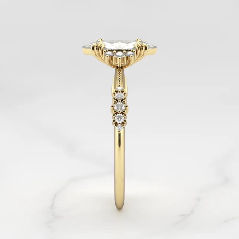 MARQUISE CLUSTER DIAMOND RING vy 7