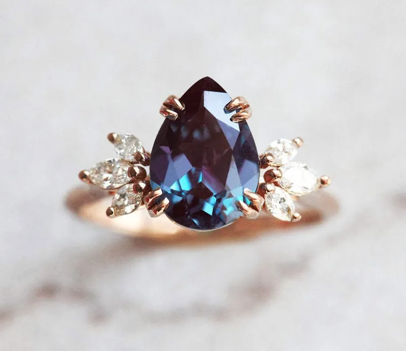 Martha Alexandrite Ring vy 10
