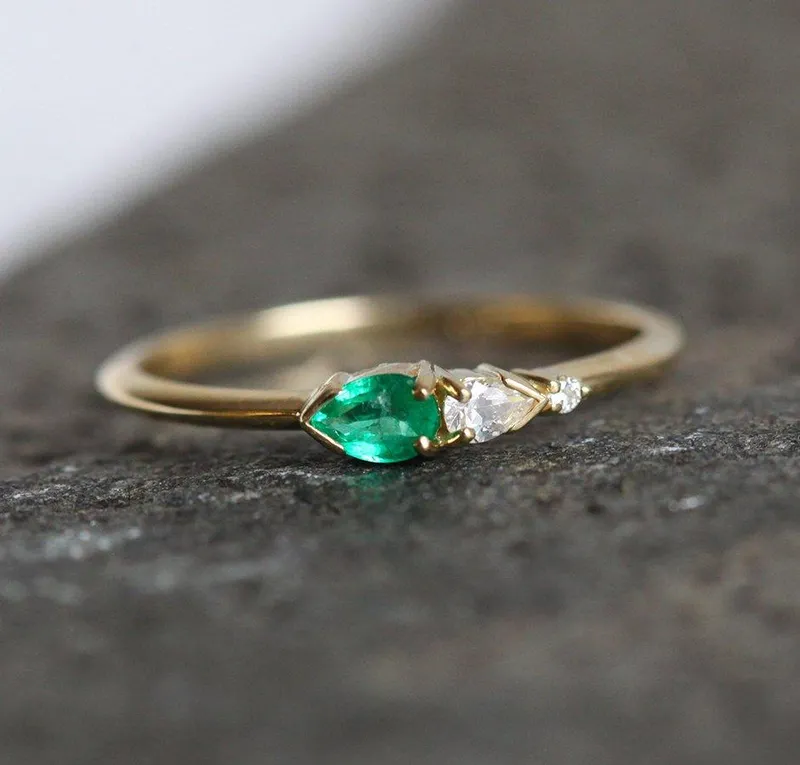 Martina Pear Emerald Diamond Ring vy 3