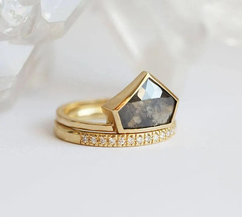 Matilda Salt & Pepper Diamond Ring vy 2