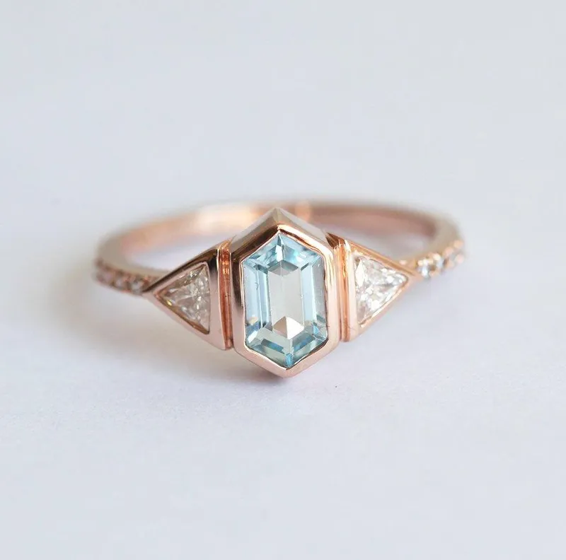 MEGAN AQUAMARINE DIAMOND RING vy 5