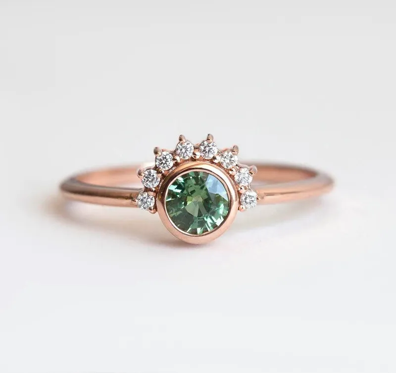 Meghan Green Sapphire Diamond Ring vy 2