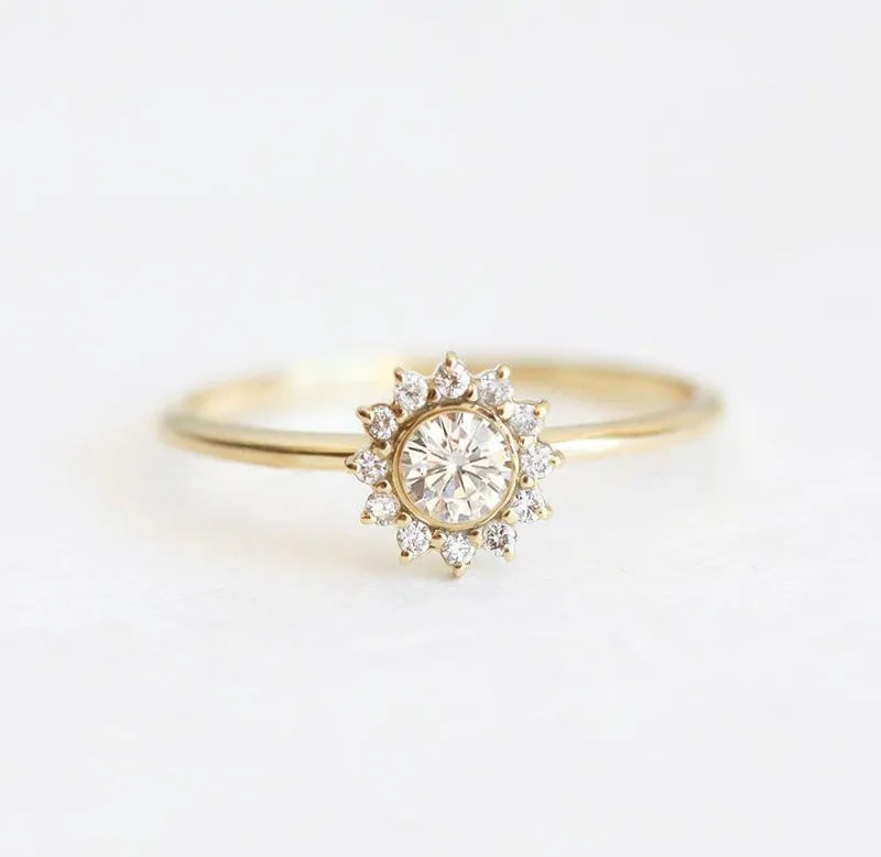 MEYTAL DIAMOND & SAPPHIRE RING vy 8