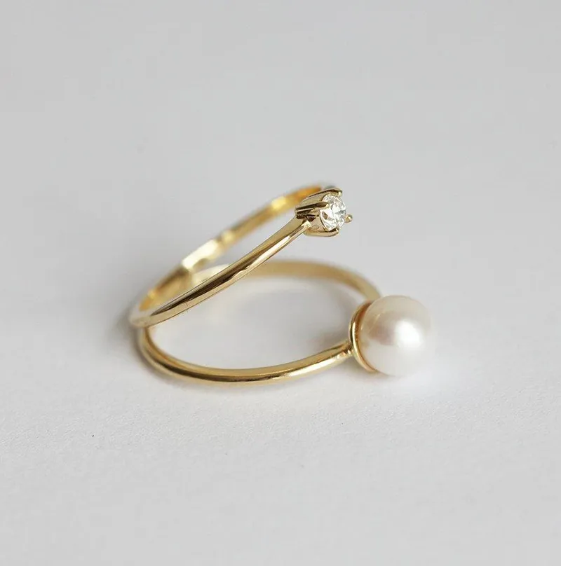 Mikaela Round Pearl and Diamond Ring vy 4