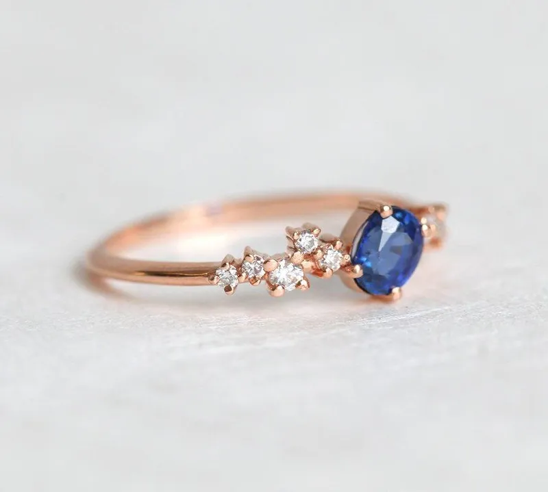 MIRACH OVAL SAPPHIRE DIAMOND CLUSTER RING vy 3