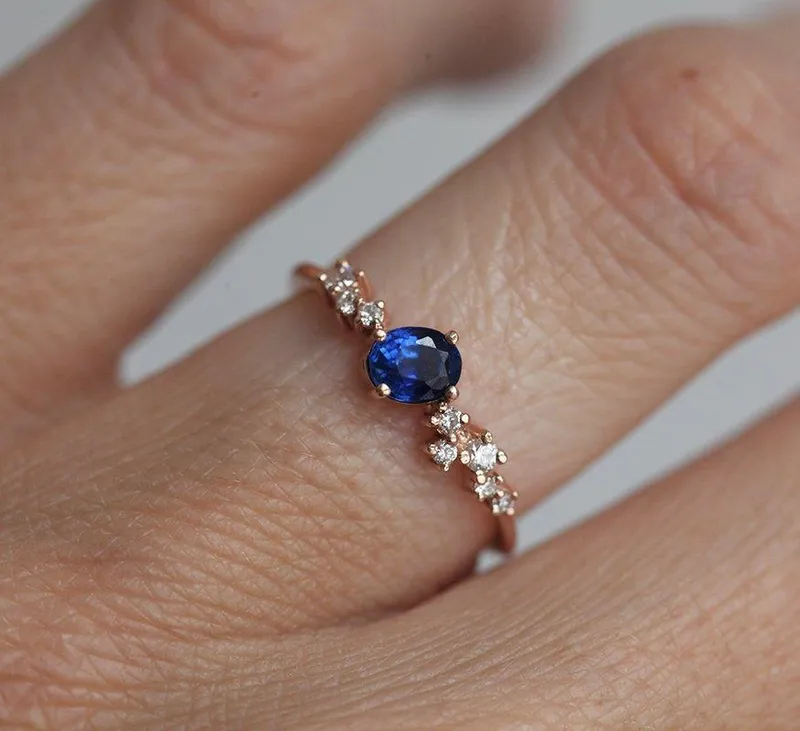 MIRACH OVAL SAPPHIRE DIAMOND CLUSTER RING vy 5
