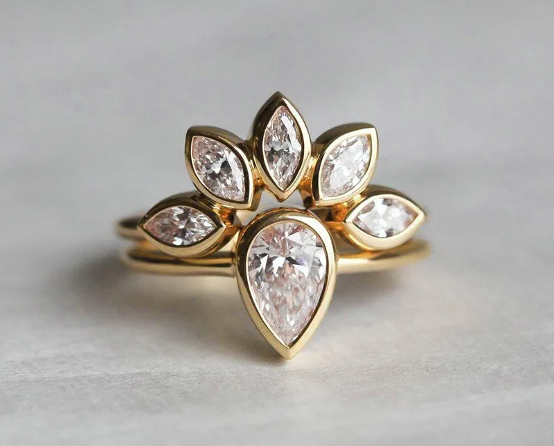 Miranda Pear Diamond Engagement Ring Set view 3