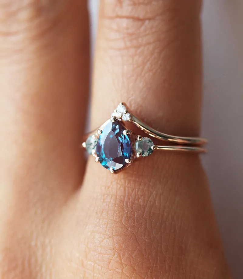 Misella Pear Alexandrite Ring Set vy 5