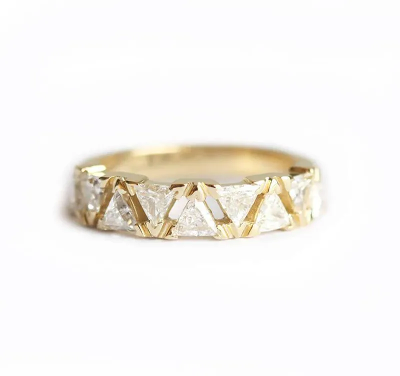MODERN ART DECO TRIANGLE DIAMOND BAND vy 2