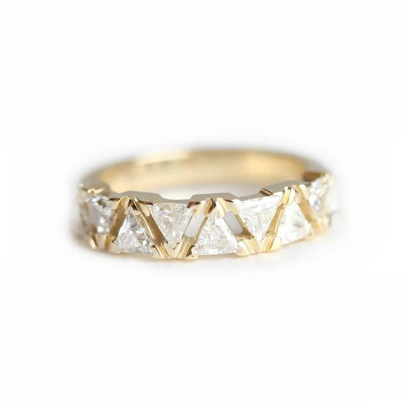 MODERN ART DECO TRIANGLE DIAMOND BAND vy 4