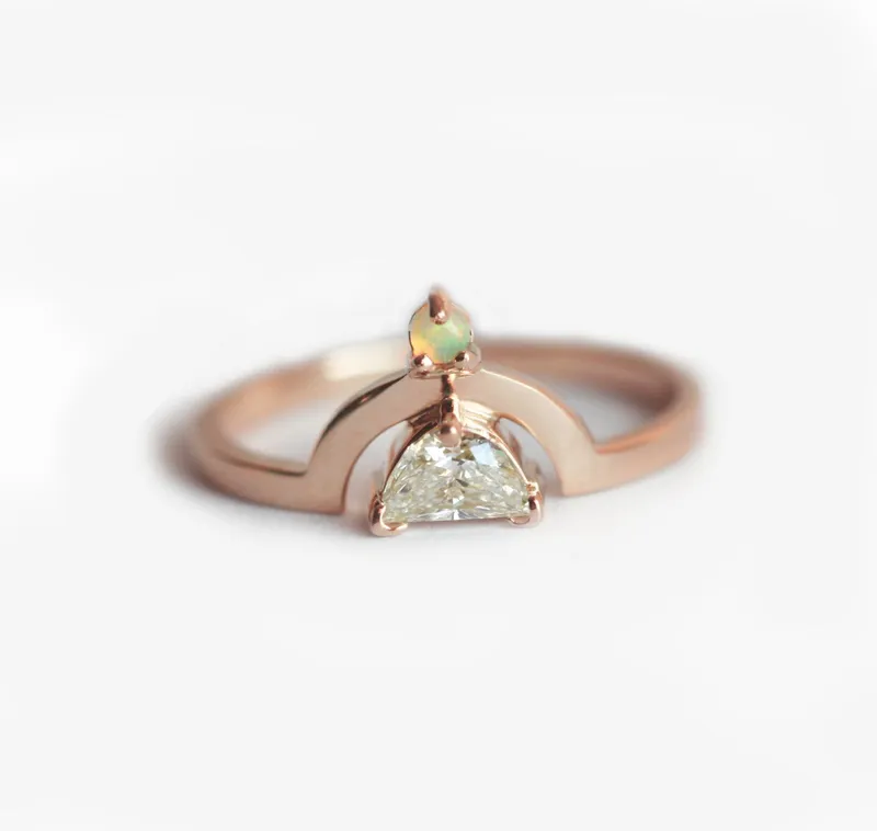 Modern Half-Moon Diamond Ring With Australian Opal vy 10