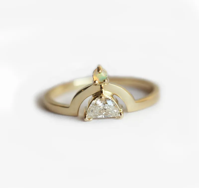 Modern Half-Moon Diamond Ring With Australian Opal vy 6