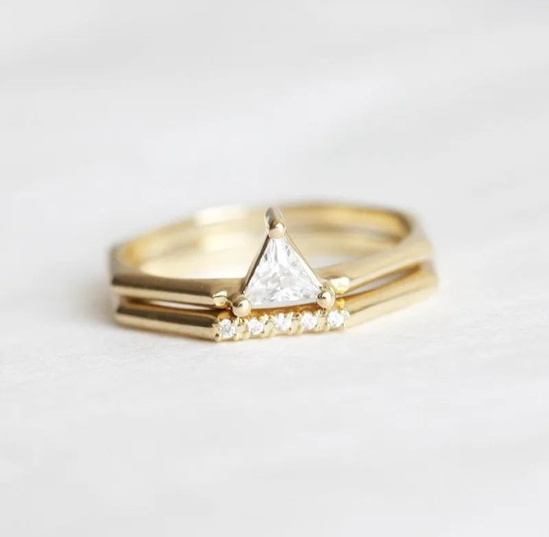 MODERN TRIANGLE DIAMOND RING SET view 5