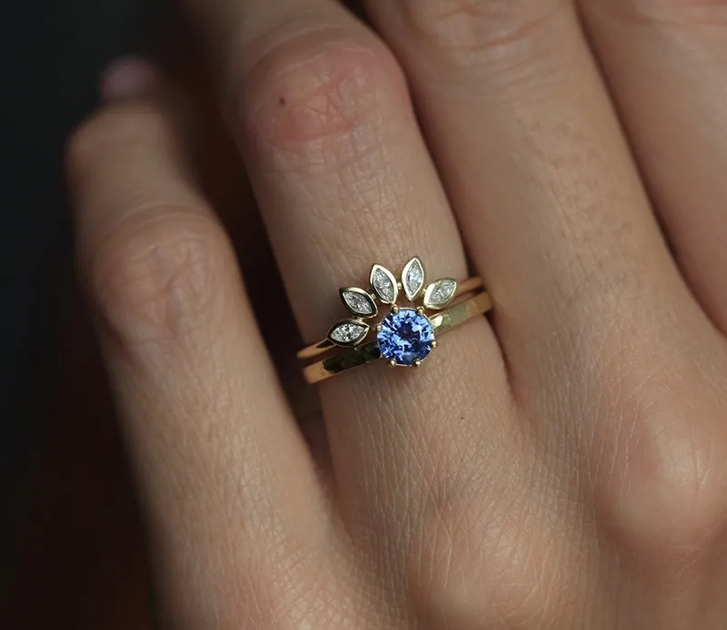 MOLLIE BLUE SAPPHIRE RING vy 3
