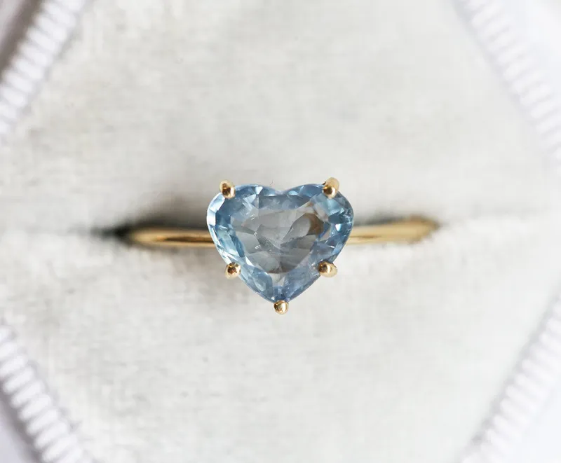 Molly Heart Sapphire Ring vy 3