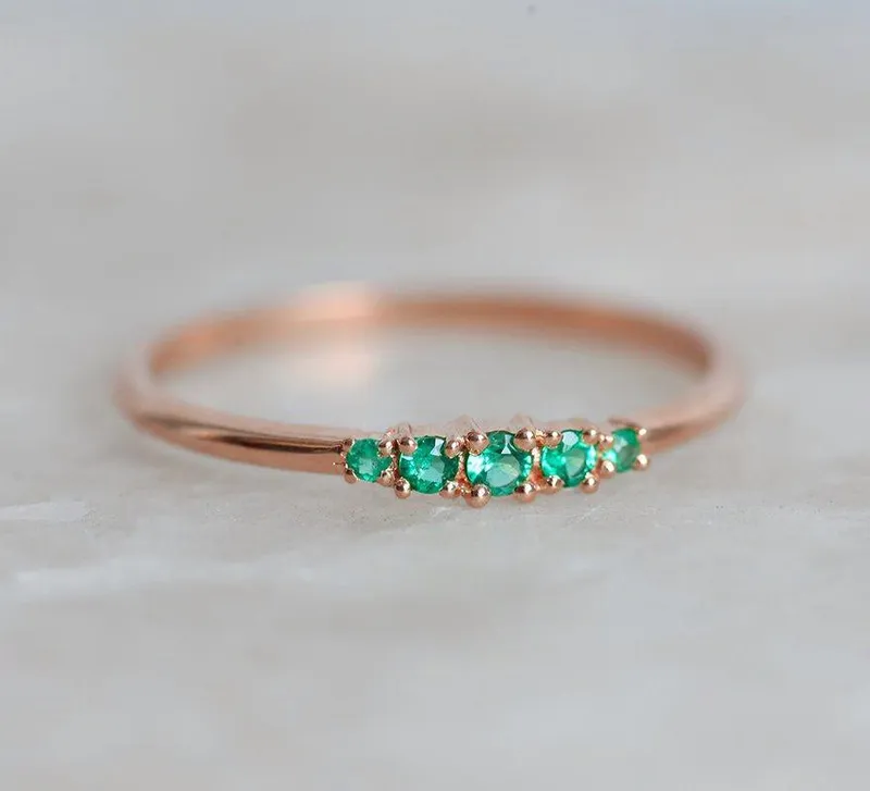 Monroe Emerald Ring vy 10