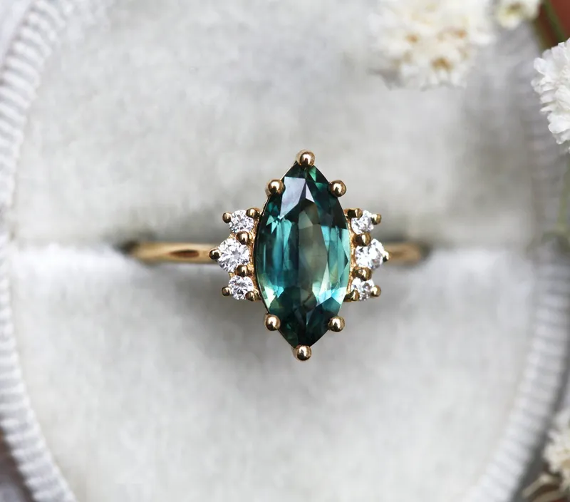 Morena Teal Sapphire Diamond Ring vy 4