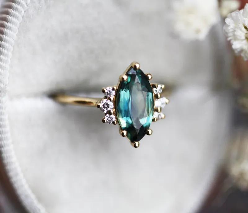 Morena Teal Sapphire Diamond Ring vy 6