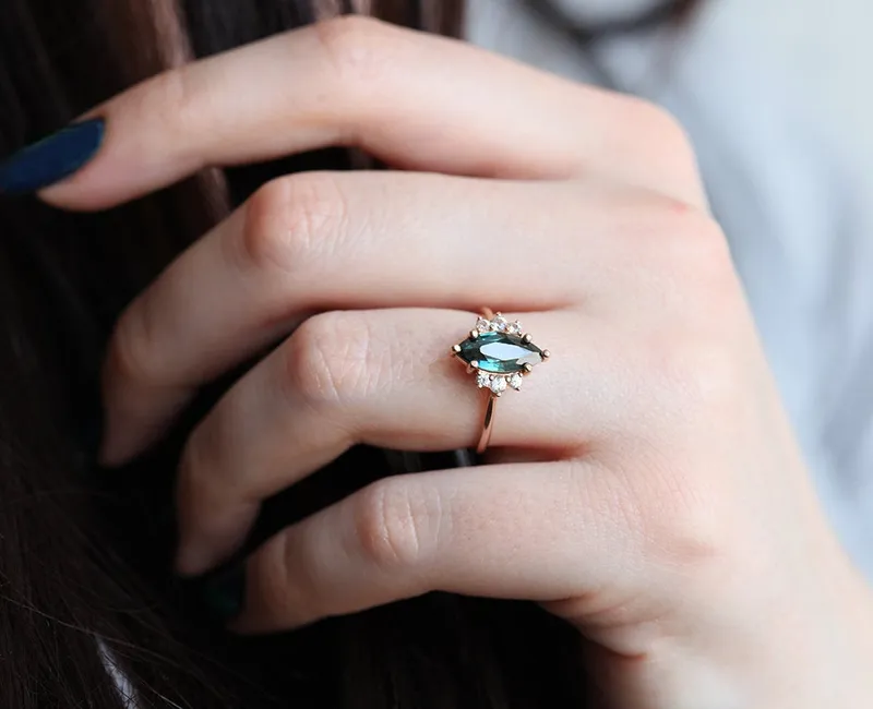 Morena Teal Sapphire Diamond Ring vy 8