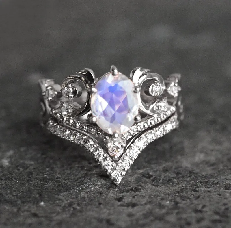 NAIRA MOONSTONE RING SET vy 9