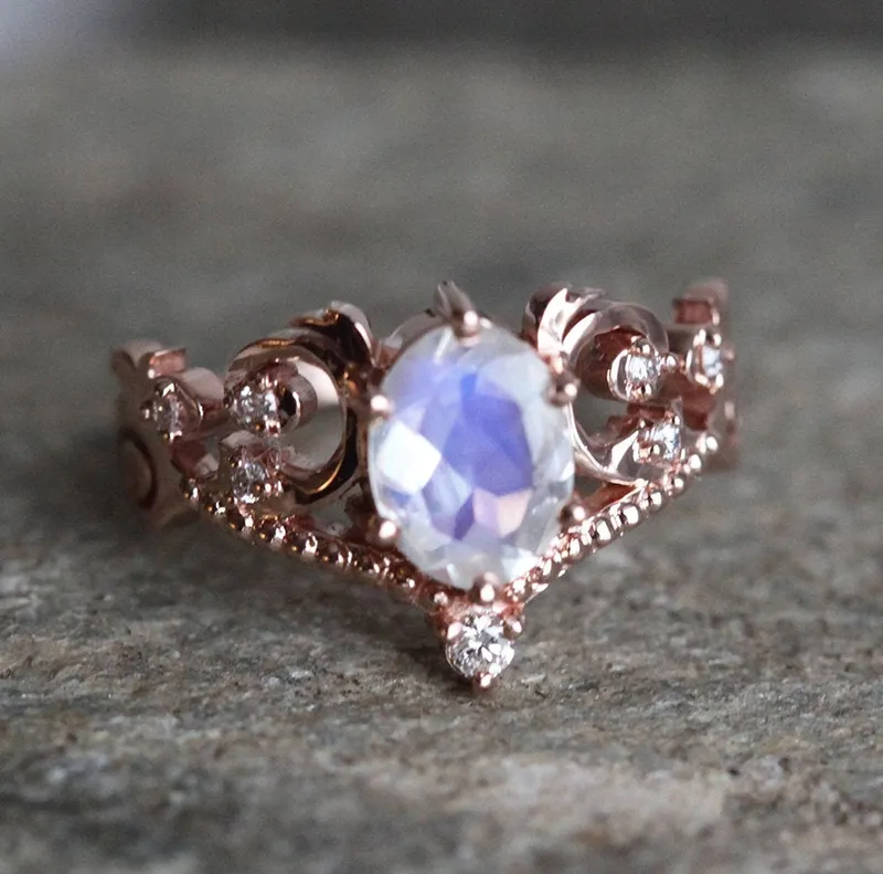NAIRA OVAL ALEXANDRITE RING vy 5
