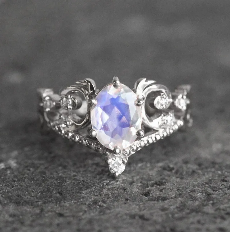 NAIRA VINTAGE RAINBOW MOONSTONE ENGAGEMENT RING WITH DIAMONDS vy 7