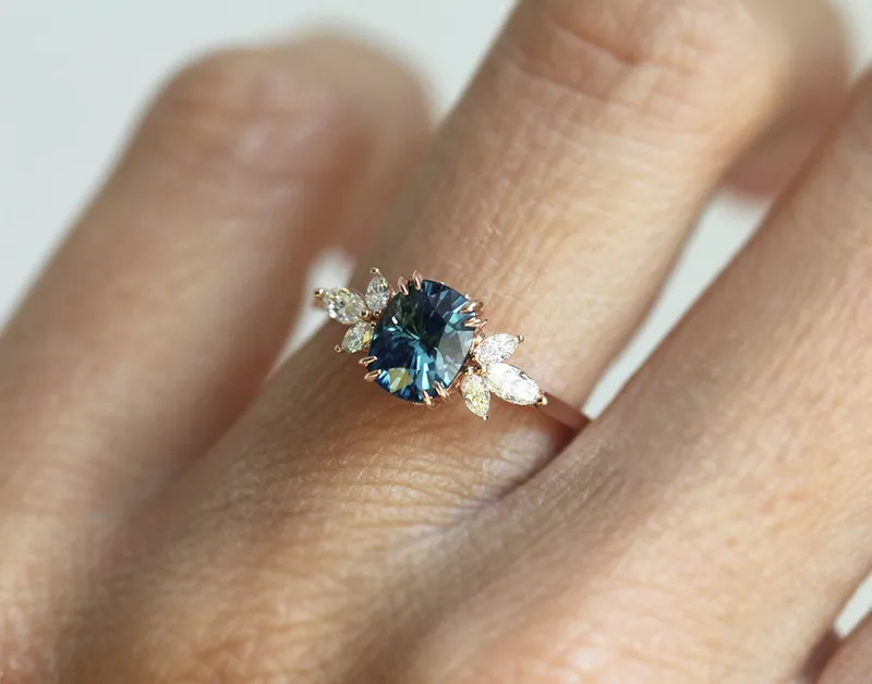 Nicola Blue Sapphire Diamond Ring vy 2