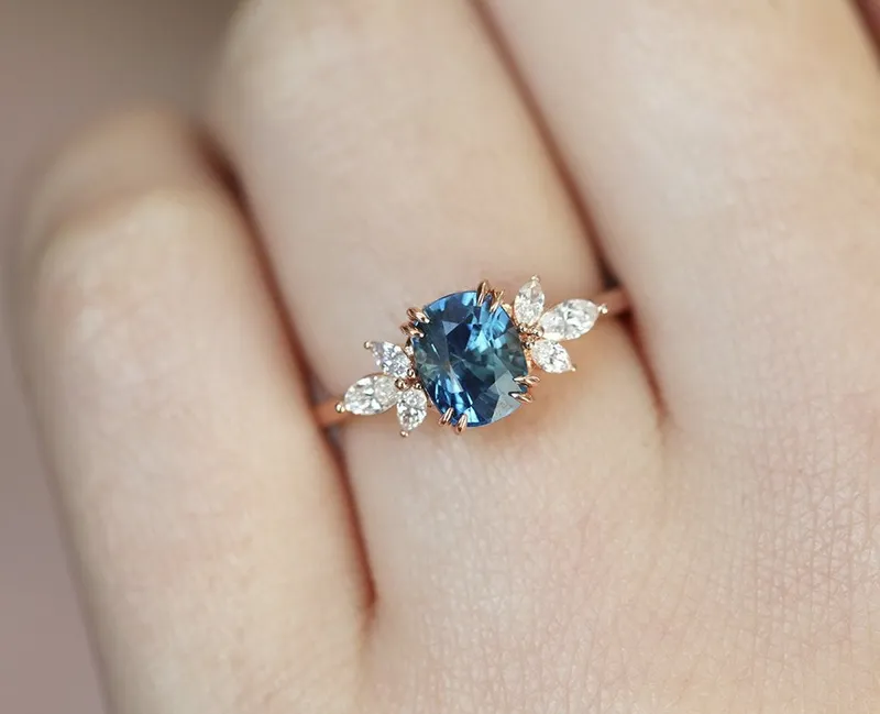 Nicola Blue Sapphire Diamond Ring vy 5