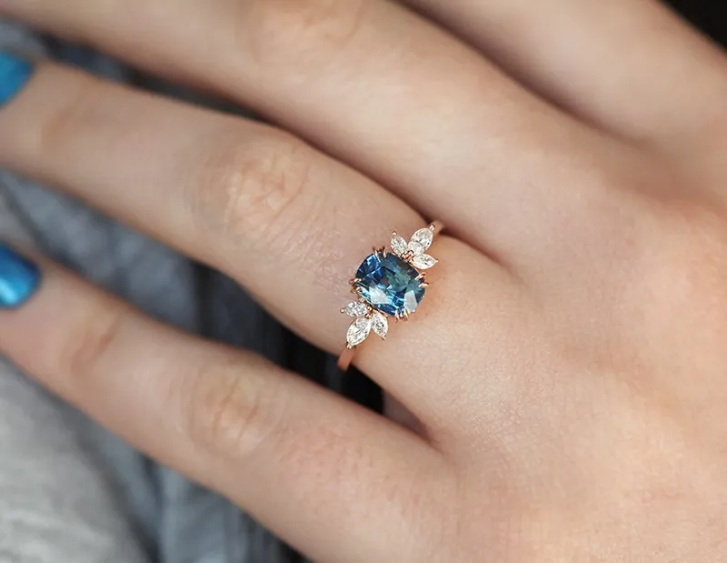 Nicola Blue Sapphire Diamond Ring vy 9