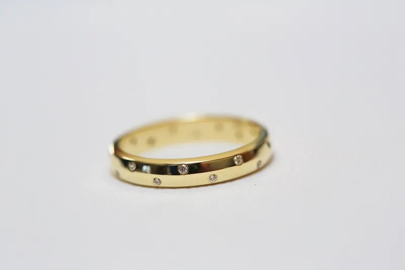 NOEL GOLD WEDDING RING SET, DIAMOND WEDDING SET vy 2