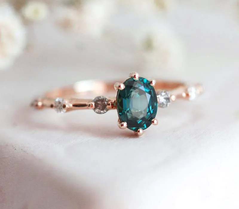 OPHELIA OVAL SAPPHIRE DIAMOND RING vy 12