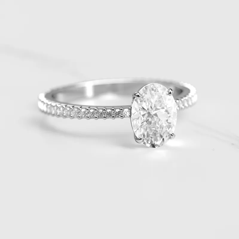 OVAL FULL PAVE TAPERED DIAMOND RING vy 3