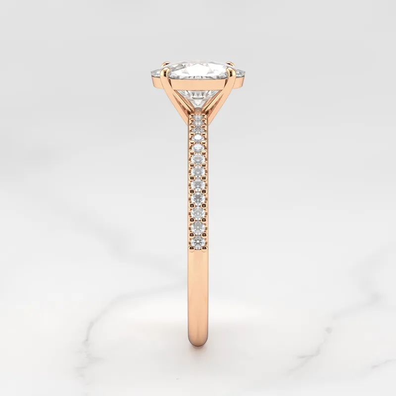OVAL HALF PAVE DIAMOND RING vy 11