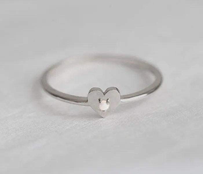 ODETTE OPAL RING vy 6