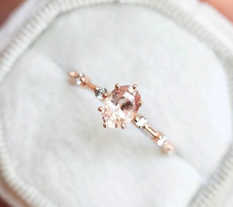 OPHELIA OVAL SAPPHIRE DIAMOND RING vy 3