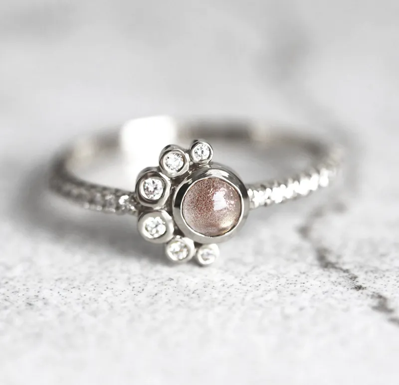 Oregon Sunstone Cluster Ring With Diamonds vy 6