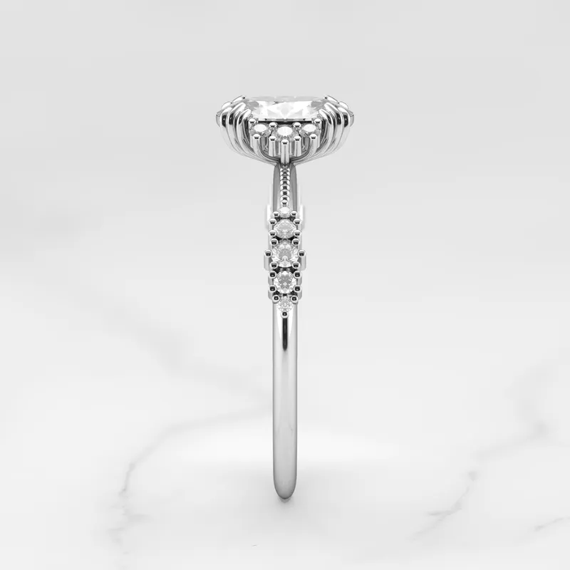 OVAL CLUSTER DIAMOND RING view 10