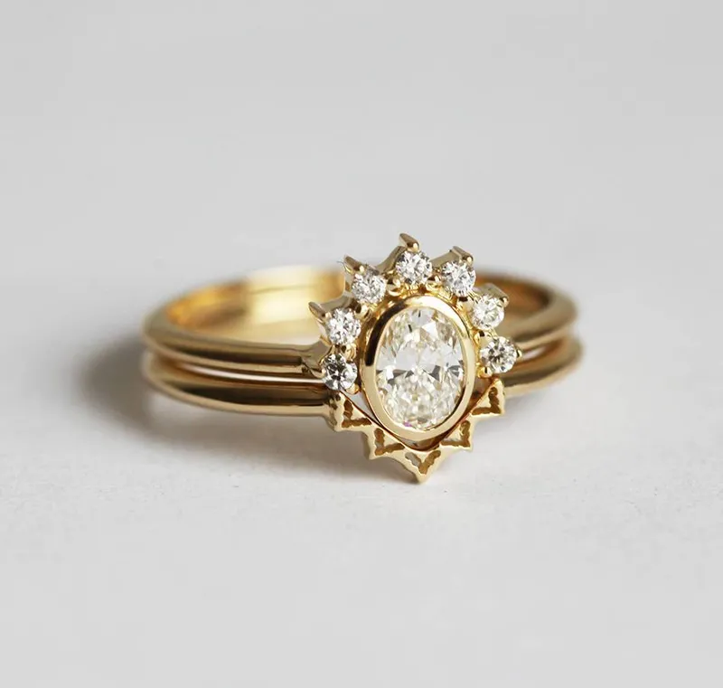 Oval Diamond Ring With Sparkling Halo Diamond Crown view 8