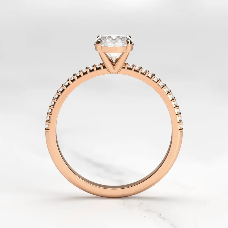 OVAL HALF PAVE TAPERED DIAMOND RING vy 8