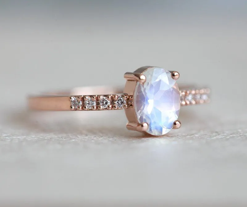 OVAL MOONSTONE RING, DIAMOND RING vy 3