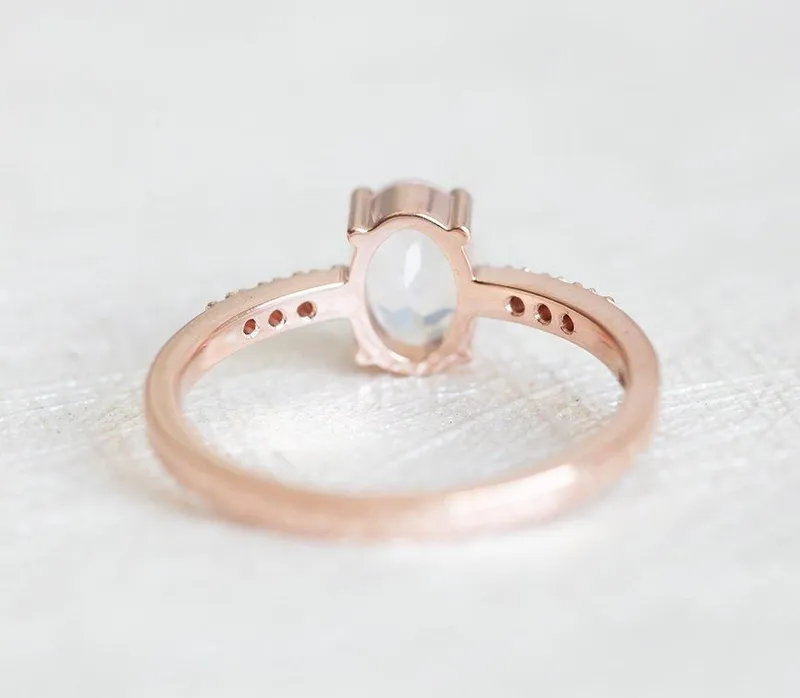 OVAL MOONSTONE RING, DIAMOND RING vy 5