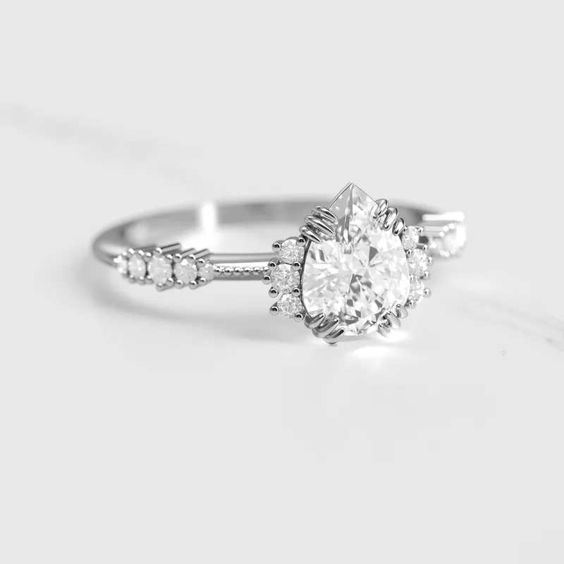 PEAR CLUSTER DIAMOND RING vy 3