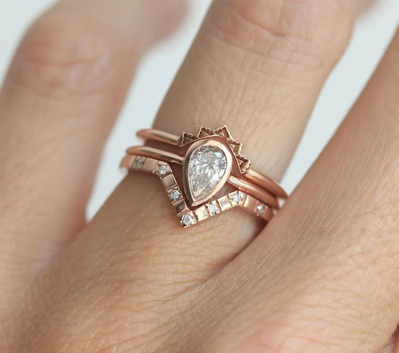 Pear Diamond 3-Ring Set With V-Shaped Diamond Band diamond pear cut engagement ring
