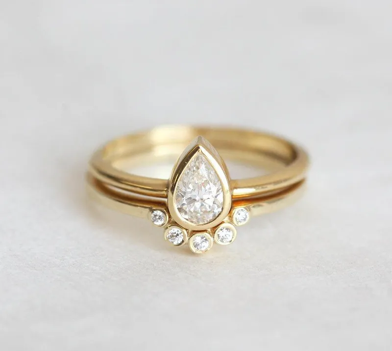 Pear Diamond Engagement Ring Set With Diamond Crown vy 3