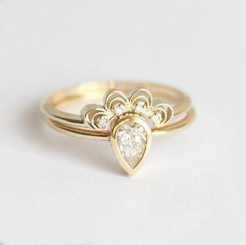 Pear Diamond Engagement Set With Diamond Lace Ring diamond pear cut engagement ring