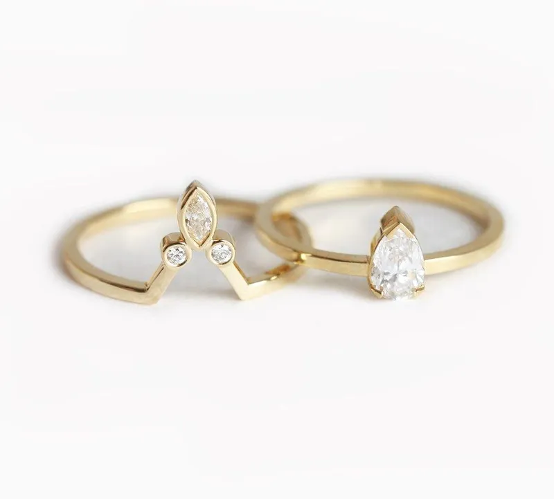 Pear Diamond Ring Set, Engagement Ring view 3