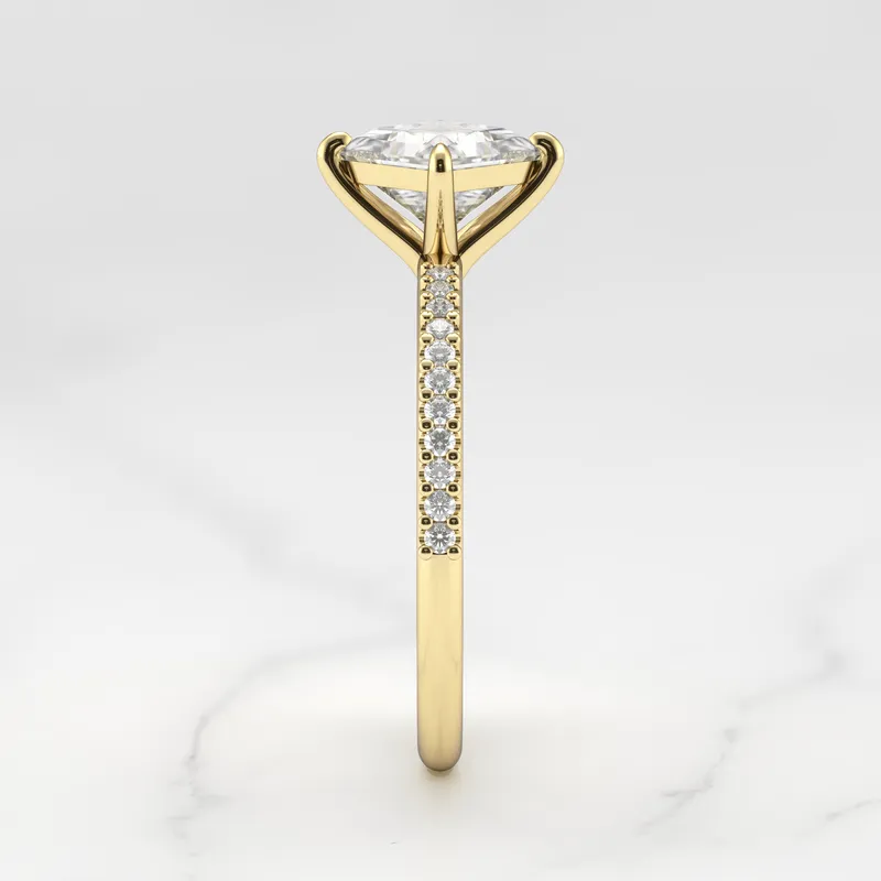 PRINCESS HALF PAVE DIAMOND RING vy 10